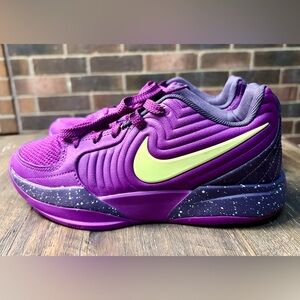 Kids Nike Ja 2 sneakers- size 5Y